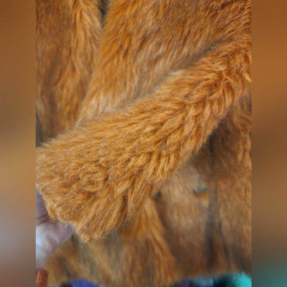 SpiritHoods Vamp Wolf Coat - Picture 6 of 10